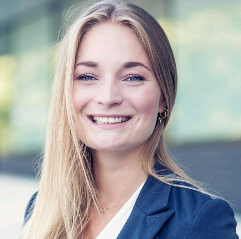 Profiel van Eva Thus